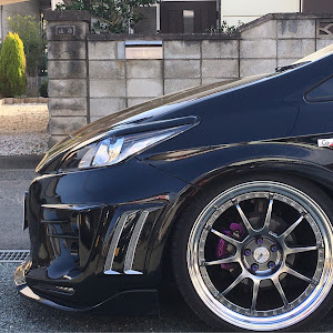 プリウス G's