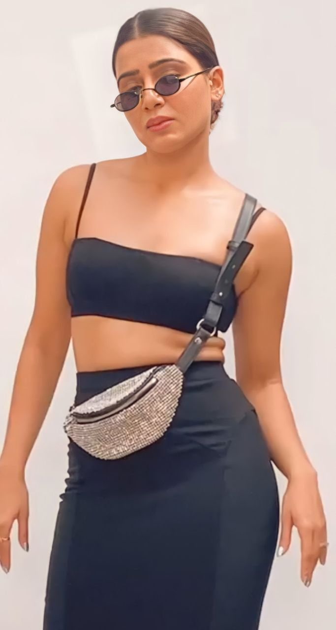 Samantha akkineni wearing louis vuitton bra and can't wait to show it to us  and that too in the most slutty way possible : r/FapToDesi