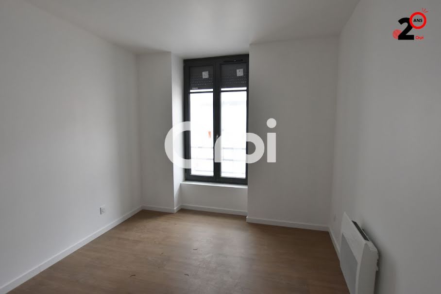 Location  appartement 4 pièces 76 m² à Saint-Etienne (42000), 779 €