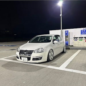 ゴルフ E