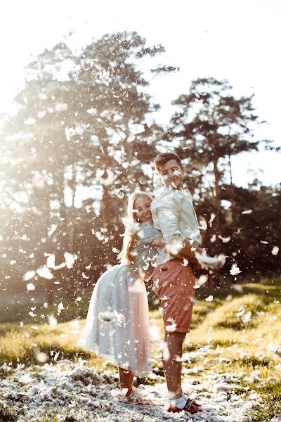 Svadobný fotograf Darya Verzilova (verzilovaphoto). Fotografia publikovaná 21. mája 2016