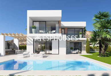 House with pool and terrace 8