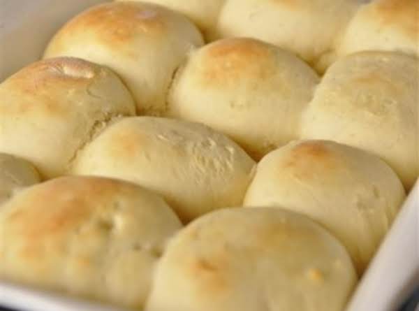 30-MINUTE DINNER ROLLS_image