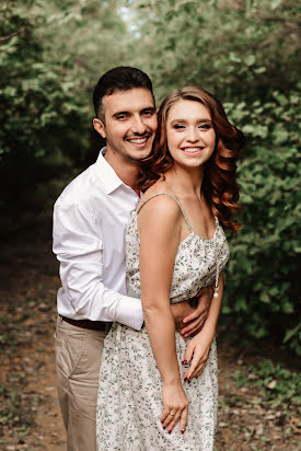 Wedding photographer Lina Smorkalova (linakovaleva). Photo of 12 January 2020