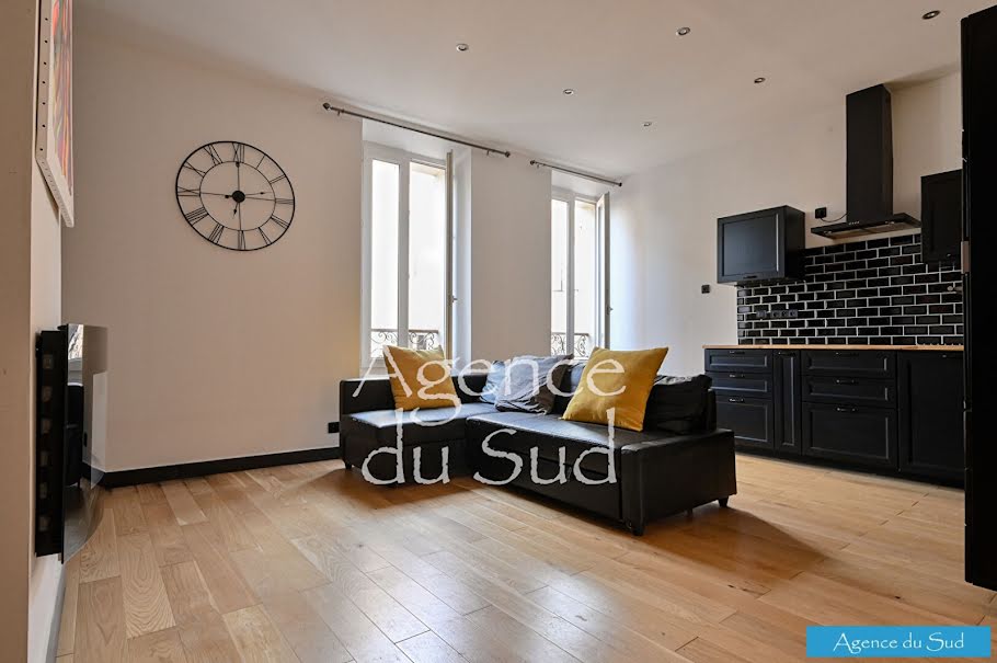 Vente appartement 2 pièces 59 m² à Roquevaire (13360), 200 000 €