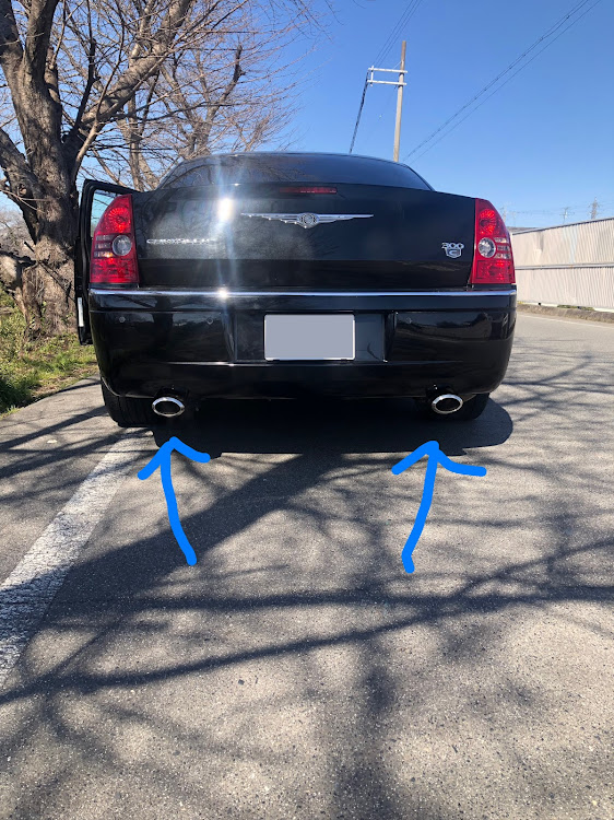 300C セダンのDIY・マフラーサウンドに関するカスタム事例の投稿画像7枚目