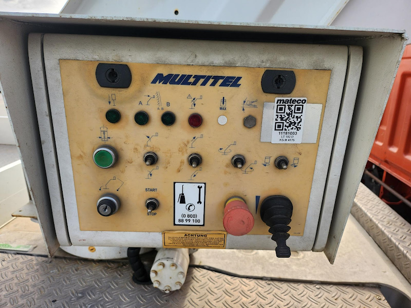 Picture of a MULTITEL MT 182 EX / NISSAN CABSTAR