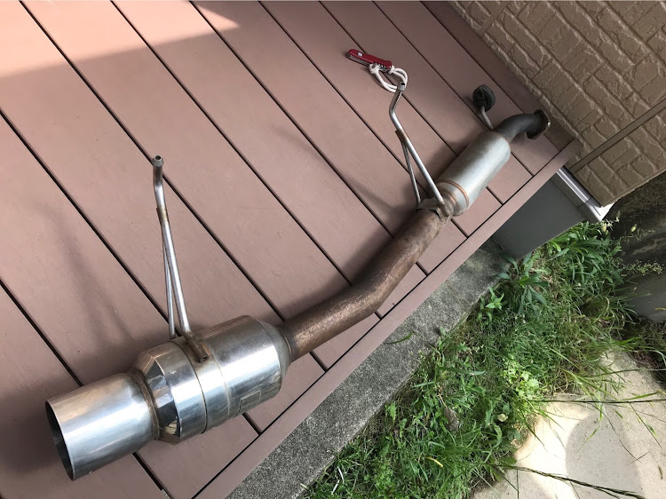 アルトのDIY・マフラー交換・HA22S・アルト・アルトワークスに関するカスタム事例の投稿画像1枚目