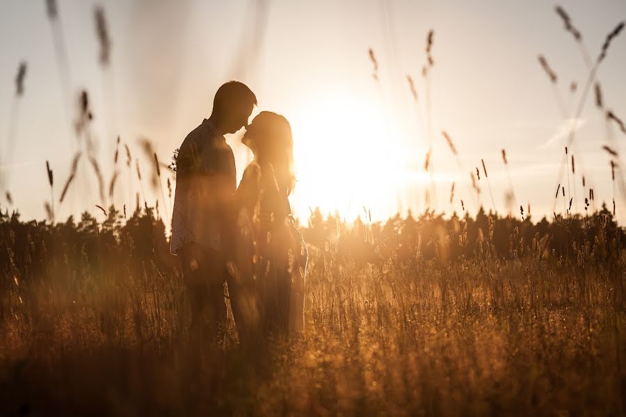 Wedding photographer Evgeniya Shevardina (shevardina). Photo of 10 July 2014