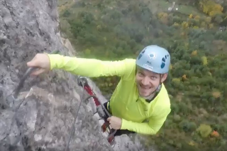 ? Bergbeklimmen, surfen,... zó bereidt David Goffin het nieuwe seizoen voor