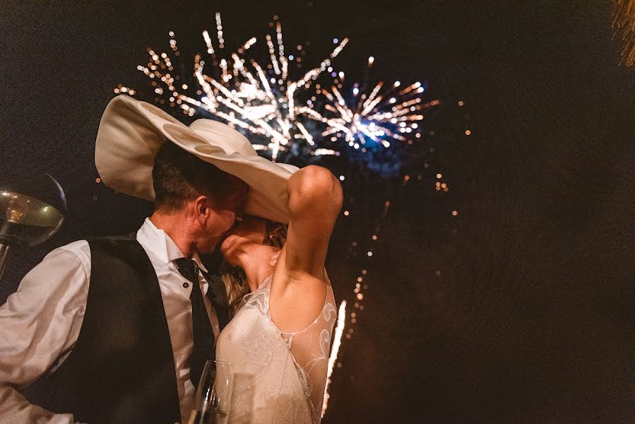 Fotografo di matrimoni Alessio Nobili (alessionobili). Foto del 6 aprile 2020