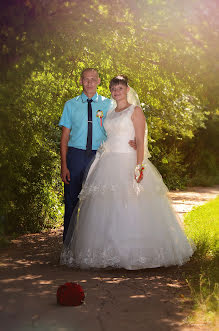 Fotógrafo de casamento Yuliya Kudrya (juliyak). Foto de 1 de setembro 2015