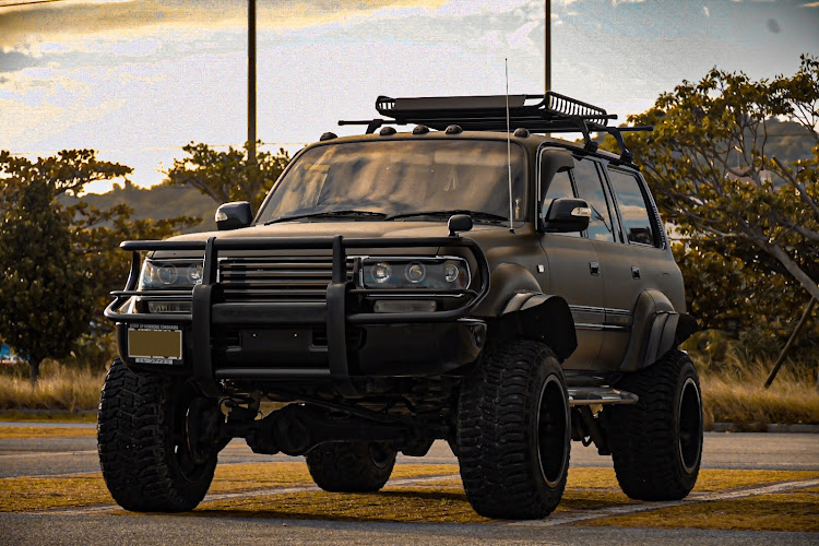 ランドクルーザー80のTOYOTA・landcruiser・landcruiser80・20x14・ランクル80に関するカスタム事例の投稿画像2枚目
