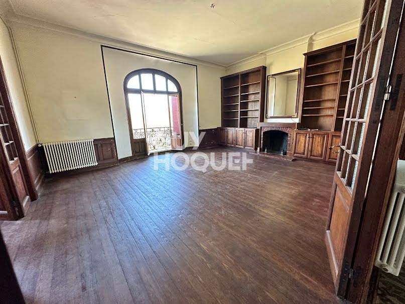 Vente appartement 6 pièces 161.5 m² à Carcassonne (11000), 170 000 €