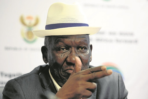 A hijack victim wants police minister Bheki Cele to give victims advice on what they should do if they are pulled over by police officers on the road at night.