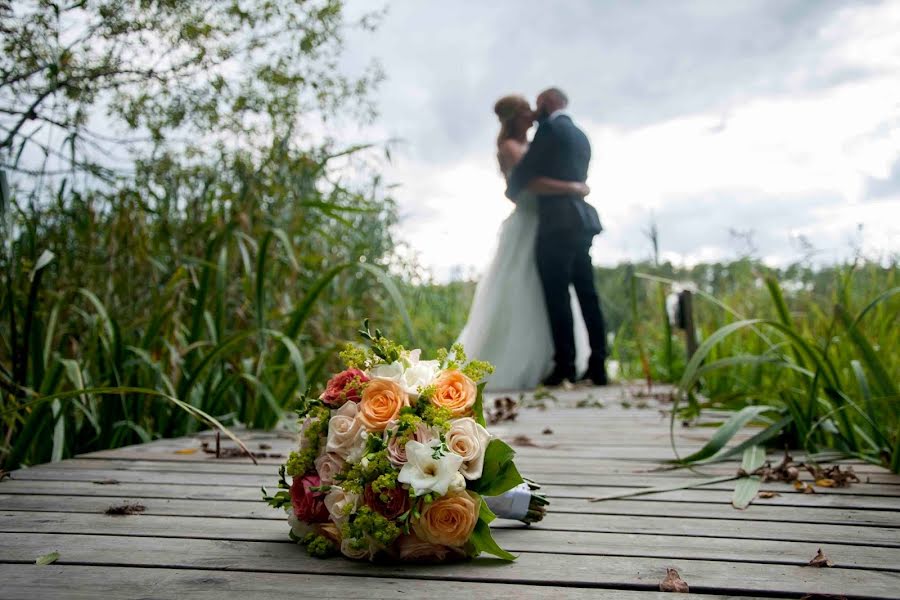 Hochzeitsfotograf Nick Olliver (olliver). Foto vom 30. März 2019