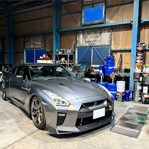 NISSAN GT-R R35