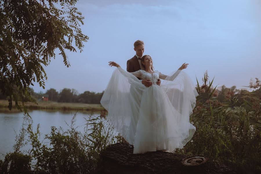 Fotógrafo de casamento Elwira Litra (litra). Foto de 4 de novembro 2019