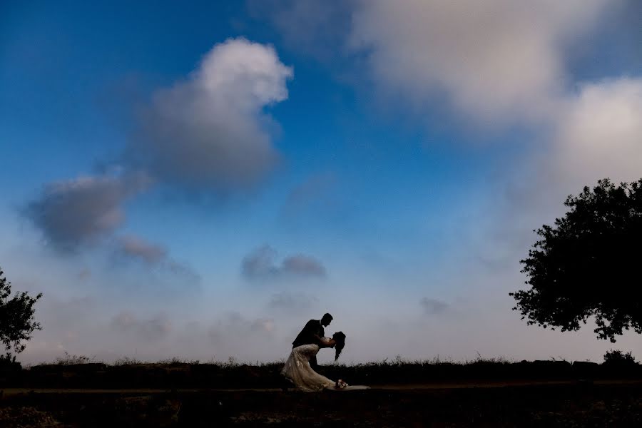 Fotógrafo de casamento Salvatore Grizzaffi (salvogrizzaffi). Foto de 25 de março