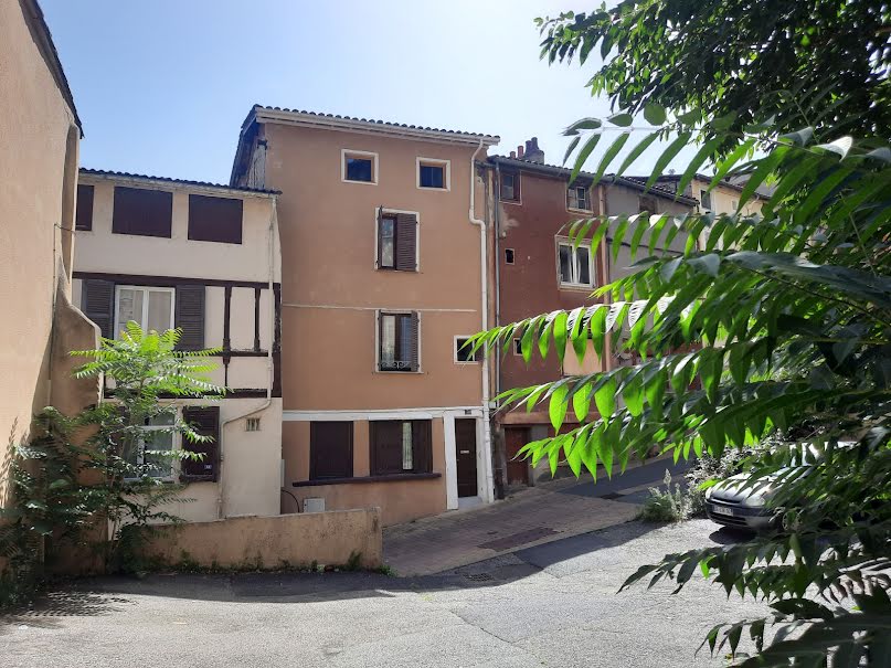 Vente maison 4 pièces 119 m² à Thiers (63300), 39 000 €