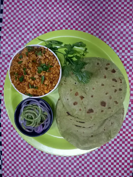 Chicken Bhurji Thali