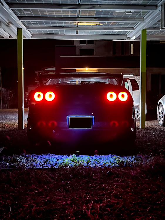 スカイライン GT-Rの2023年もよろしくお願いします・新年のご挨拶・お久しぶりです、生きてます！・遅くなりましたが、あけましておめでとうございます（笑）・遅くなりましたが今年もよろしくお願いします。に関するカスタム事例の投稿画像1枚目