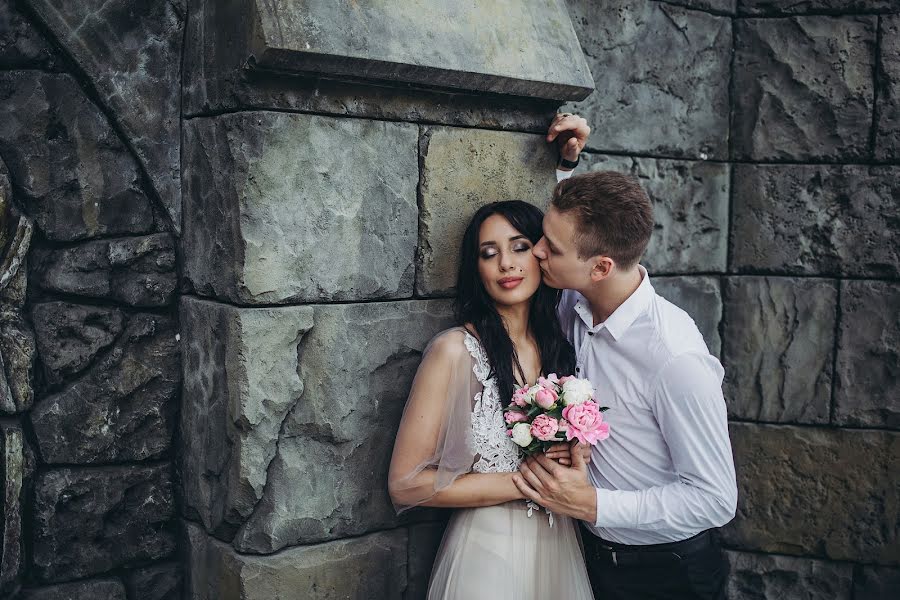 Fotografo di matrimoni Anastasiya Voskresenskaya (voskresenskaya). Foto del 17 aprile 2019