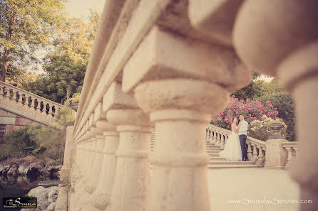 Photographe de mariage Stanislav Stratiev (stratiev). Photo du 18 décembre 2016