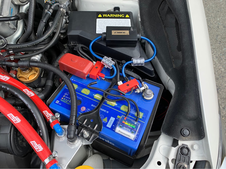 WRX STIのDIY・バッテリーターミナル・電源取り出しターミナル・コルゲートチューブ・めんどくさい、、、に関するカスタム事例の投稿画像1枚目