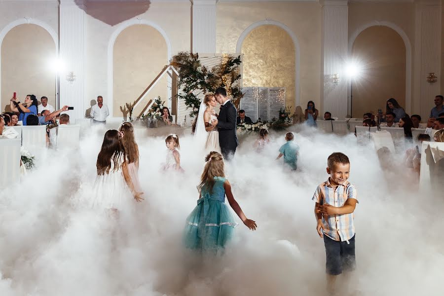 Fotógrafo de casamento Petr Golubenko (pyotr). Foto de 25 de setembro 2019