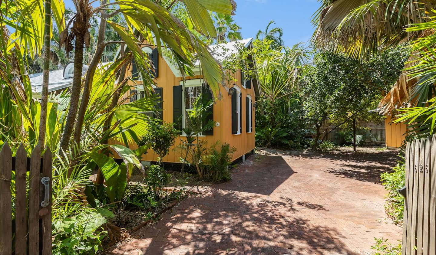 House with garden Key West