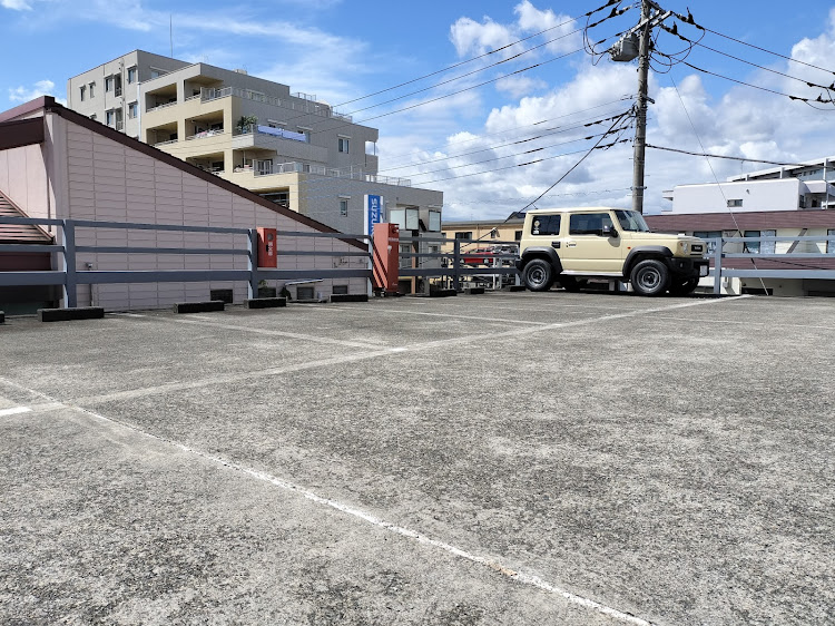 ジムニーシエラの駐車場ガラガラ・駐車場問題に関するカスタム事例の投稿画像2枚目