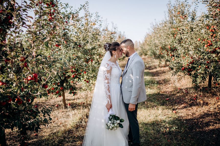 Photographe de mariage Oleksandr Ustiyanskiy (ustiyanski). Photo du 6 décembre 2021