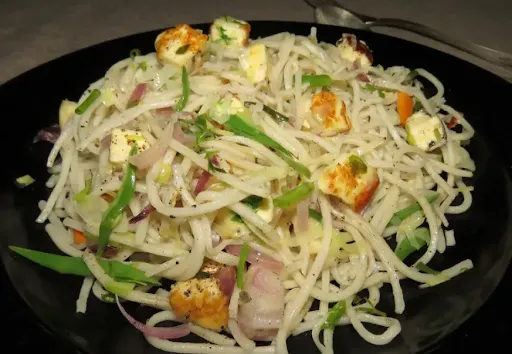 Paneer & Corn Noodles