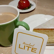 Neverland Lite Bakery & Coffee