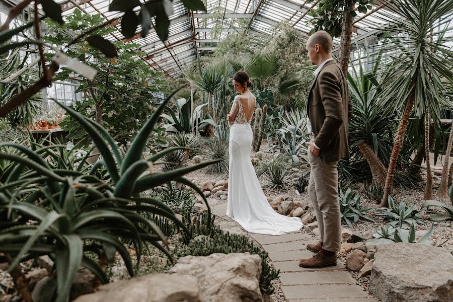 Fotografo di matrimoni Margarita Serova (margoserova). Foto del 14 settembre 2019