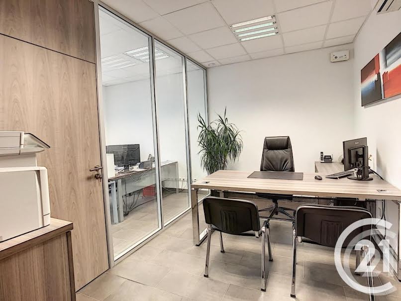 Location  locaux professionnels  31 m² à Maisons-Alfort (94700), 1 495 €