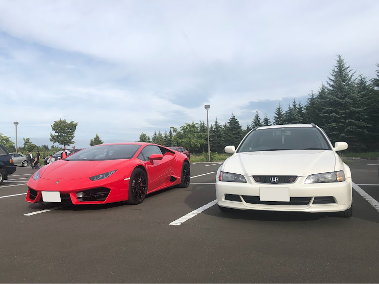 アコードワゴンのランボルギーニに関するカスタム事例の投稿画像1枚目