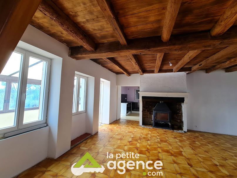 Vente maison 6 pièces 135.5 m² à Osmery (18130), 119 000 €