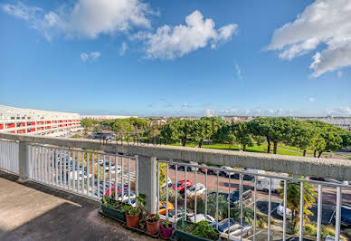 Seaside apartment with terrace 4