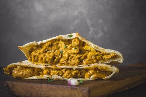 Chicken Bharta Naan TurnOver (2 Pockets)