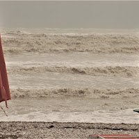 tempesta sulla spiaggia di CarmenF56337902
