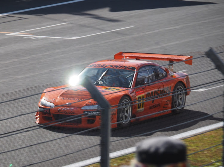 エルグランドの12月もよろしくお願いします・ニスモフェスティバル・ホンダサンクスデーに関するカスタム事例の投稿画像16枚目