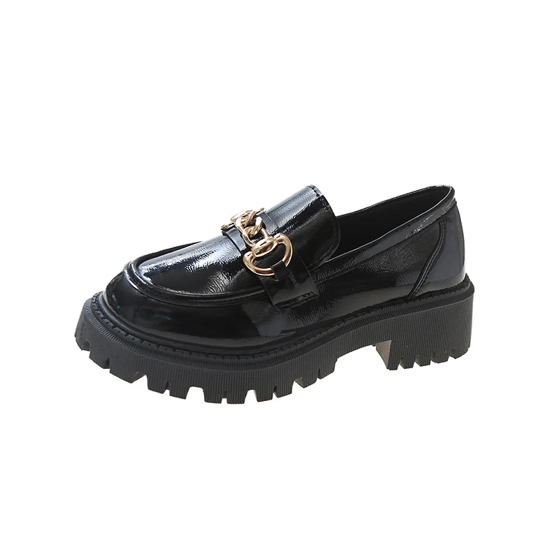 Matte leren damesschoenen in Britse stijl met dikke zool, voor een trendy en comfortabele look, ideaal voor dagelijks gebruik.