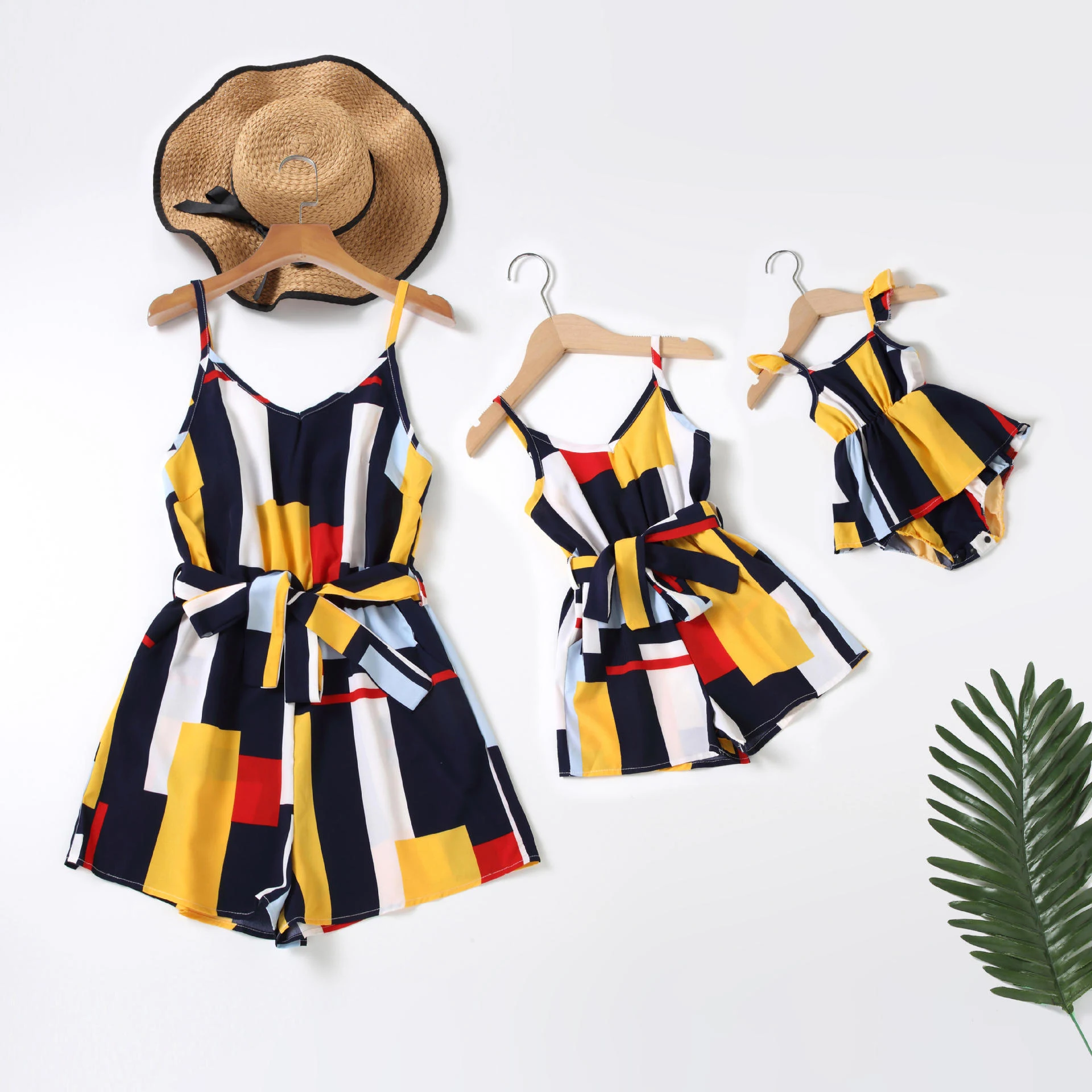 Title 5, Geprinte V-hals bodysuit met spaghettibandjes v...