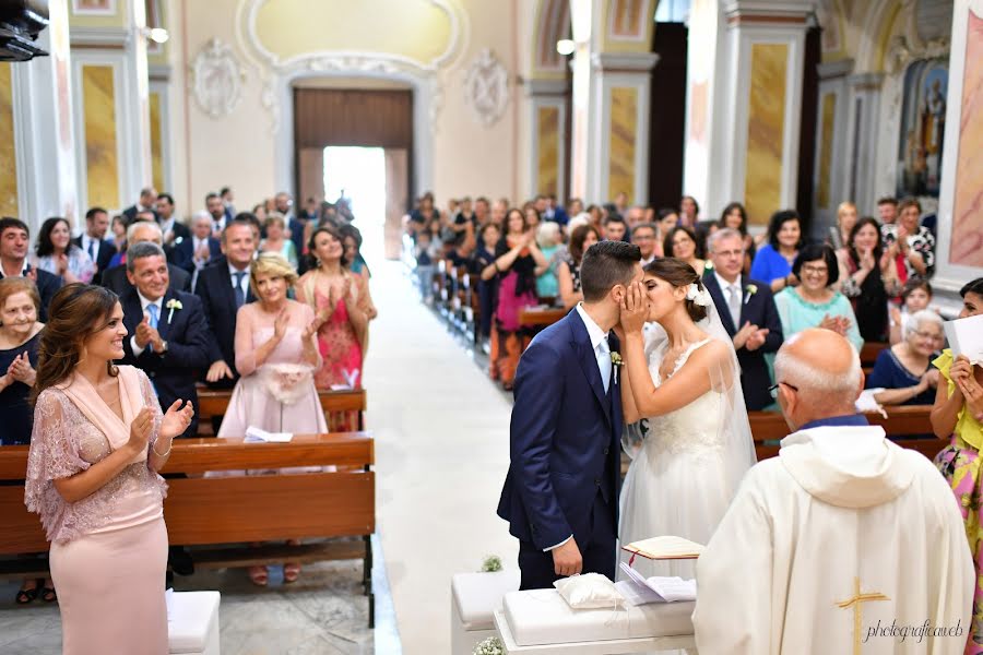 शादी का फोटोग्राफर Adriano Di Nuzzo (photograficaweb)। फरवरी 6 2019 का फोटो