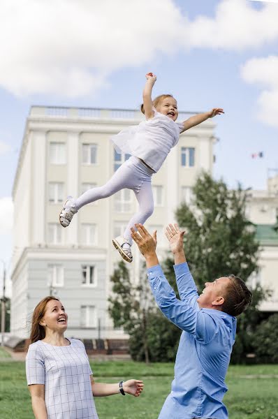 Fotógrafo de casamento Elena Poltanova (elenapoltanova). Foto de 9 de junho 2021