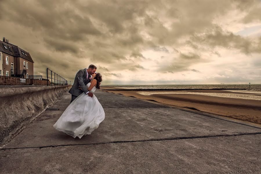 Wedding photographer Declan West (declanwestphoto). Photo of 1 July 2019