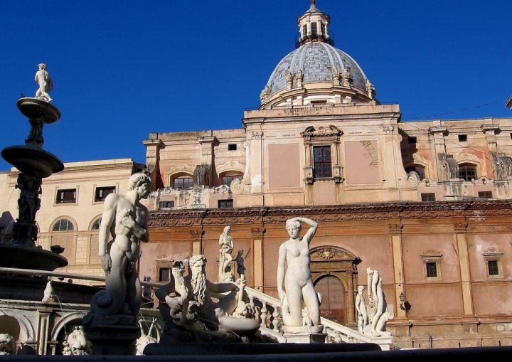 Fontana della vergogna di Lino Vigano'