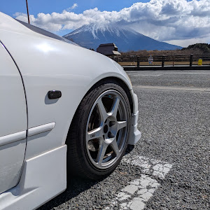 アルテッツァ SXE10